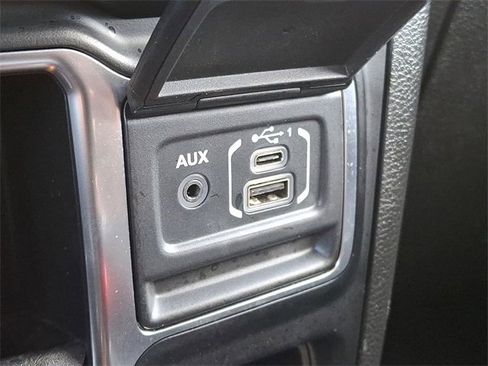 Used 2021 Jeep Wrangler Unlimited Sport image 22