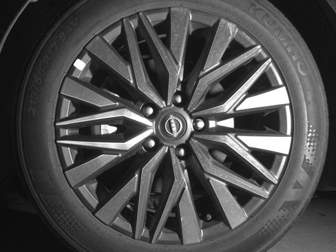 Used 2025 Nissan Altima 2.5 SV image 12