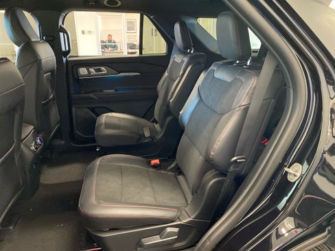 New 2026 Ford Explorer ST image 10