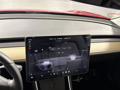 Used 2020 Tesla Model 3 Standard Range Plus image 21