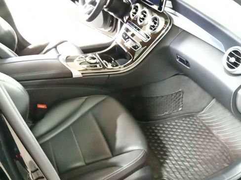 Used 2018 Mercedes-Benz C 300 4MATIC Sedan image 12