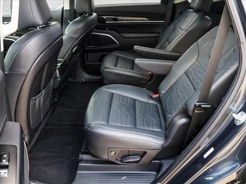 Used 2021 Kia Telluride SX w/ SX Prestige Package image 23