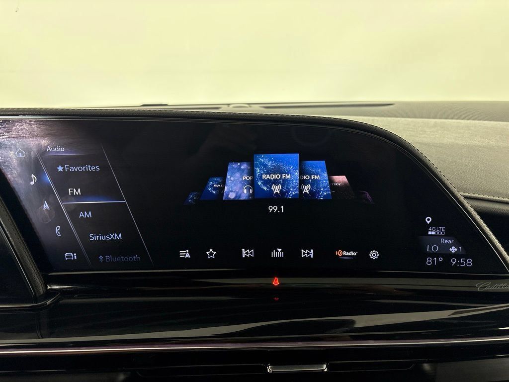 Used 2023 Cadillac Escalade Sport AWD/4WD image 26