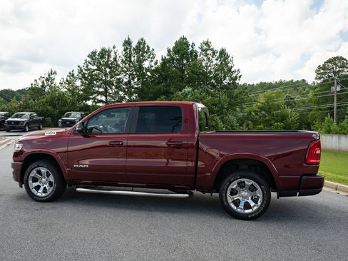 Used 2025 RAM 1500 Big Horn AWD/4WD image 7