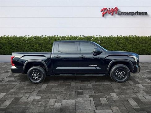 Used 2025 Toyota Tundra SR5 AWD/4WD image 7