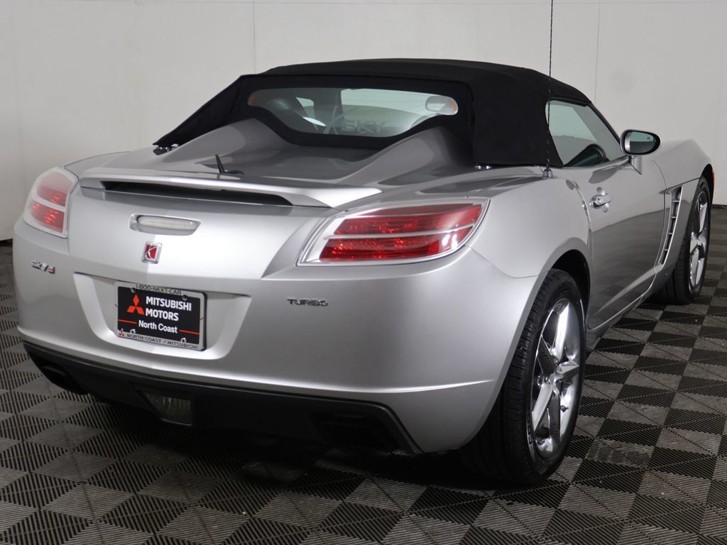 Used 2009 Saturn Sky Red Line RWD image 5