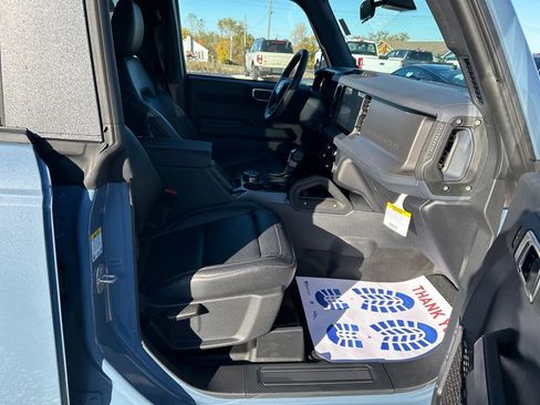 New 2025 Ford Bronco Big Bend w/ Black Diamond Package image 15