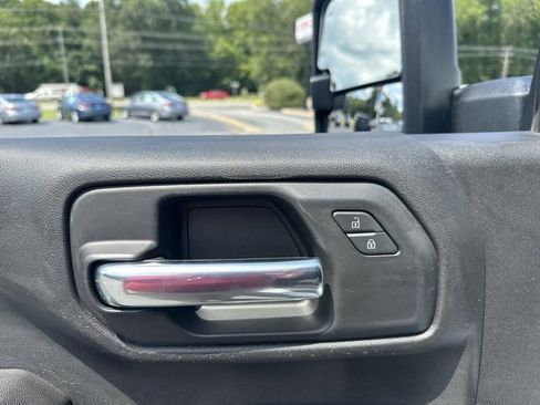 Used 2022 Chevrolet Silverado 2500 W/T w/ WT Fleet Convenience Package image 4