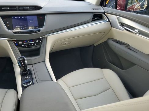 Certified 2023 Cadillac XT5 Premium Luxury w/ Technology Package image 15