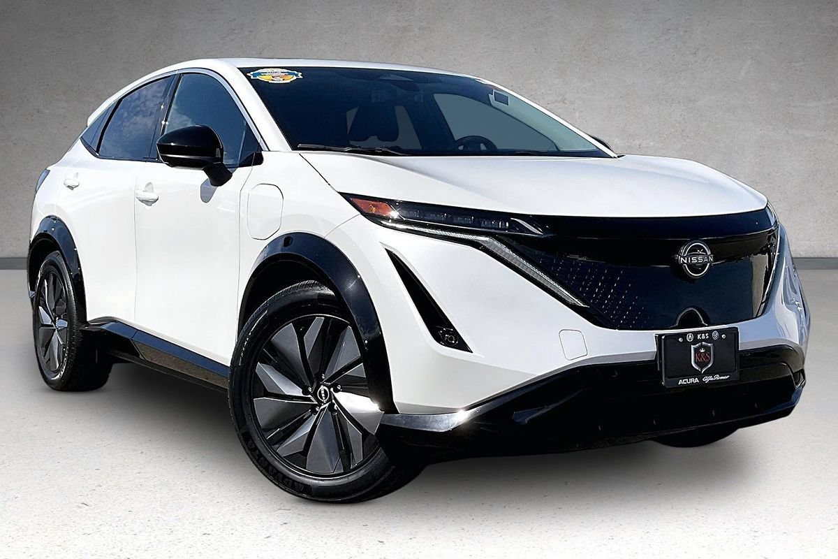 Used 2025 Nissan Ariya FWD image 2