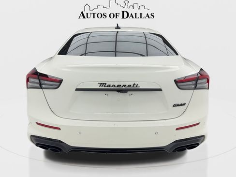 Used 2023 Maserati Ghibli Modena RWD image 10
