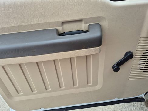 Used 2009 Ford F450 XL image 12