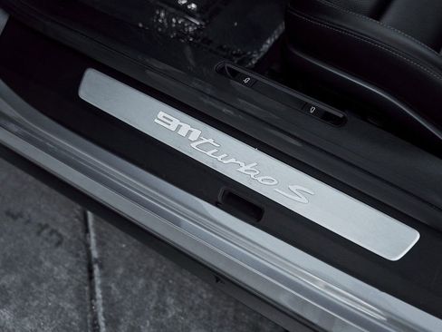 Used 2021 Porsche 911 Turbo S image 30