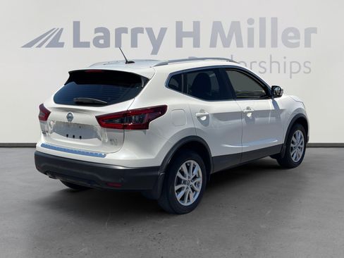 Used 2022 Nissan Rogue Sport SV FWD image 5