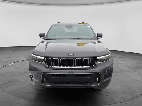 Used 2023 Jeep Grand Cherokee Overland AWD/4WD image 2
