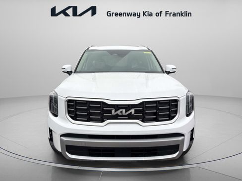 New 2025 Kia Telluride S image 2