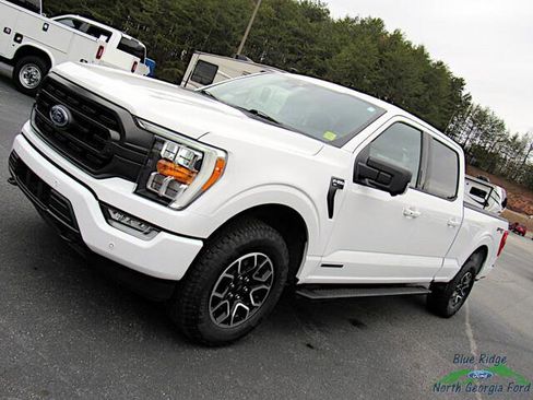 Certified 2022 Ford F150 XLT w/ Equipment Group 302A High image 28