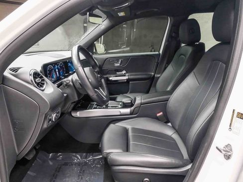 Certified 2023 Mercedes-Benz GLB 250 image 19