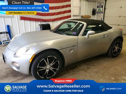 Used 2008 Pontiac Solstice Convertible w/ Premium Package