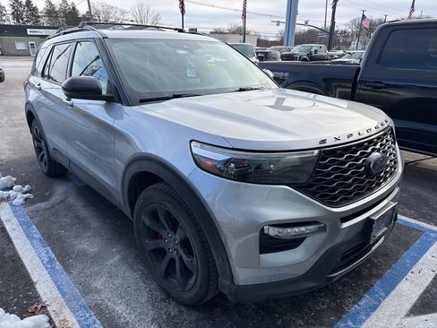 Used 2020 Ford Explorer ST w/ ST Street Pack image 2