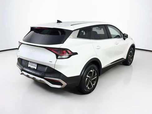 Used 2023 Kia Sportage LX AWD/4WD image 5