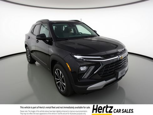 Used 2025 Chevrolet TrailBlazer LT image 1