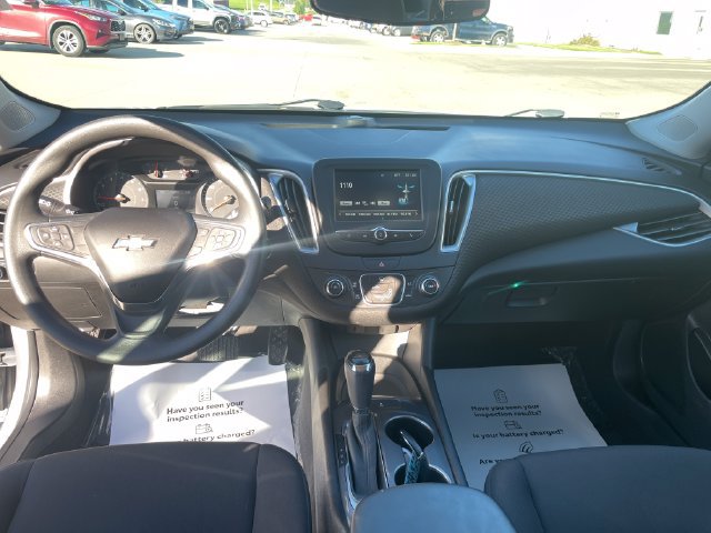 Used 2018 Chevrolet Malibu LS FWD image 22