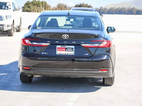 Used 2025 Toyota Camry LE image 6