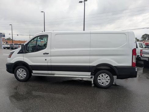 Used 2025 Ford Transit 250 Low Roof w/ Exterior Upgrade Package RWD image 7