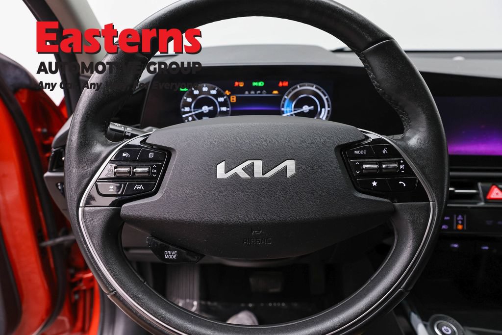 Used 2023 Kia Niro Wind w/ Wind Preserve Package FWD image 11