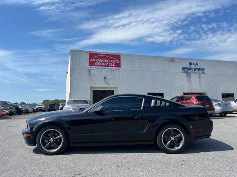 Used 2008 Ford Mustang GT RWD image 29