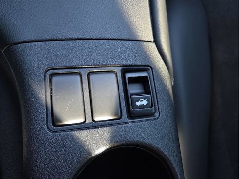 Used 2024 Nissan Z NISMO w/ Floor Mat Package RWD image 21