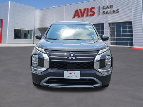 Used 2025 Mitsubishi Outlander SE AWD/4WD image 10