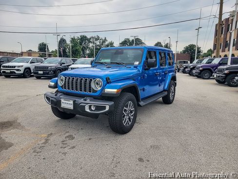 New 2026 Jeep Wrangler Unlimited Sahara AWD/4WD image 8
