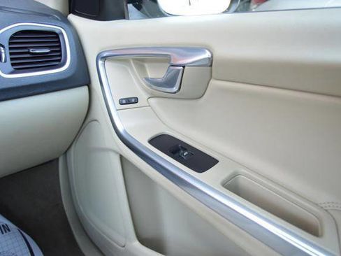 Used 2013 Volvo S60 T5 image 50