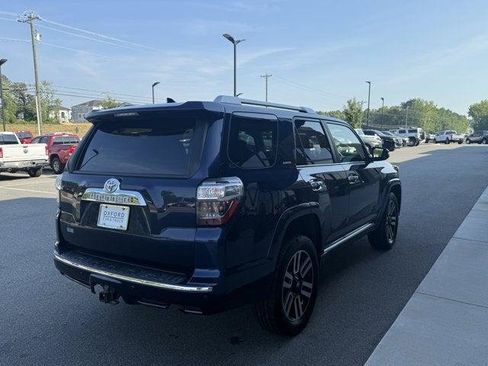 Used 2022 Toyota 4Runner Limited AWD/4WD image 7