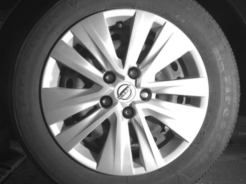 Used 2025 Nissan Sentra S FWD image 14