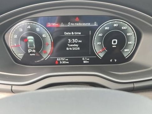 Used 2024 Audi Q5 2.0T Premium Plus AWD/4WD image 14