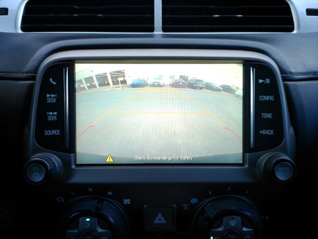 Used 2015 Chevrolet Camaro LT RWD image 10