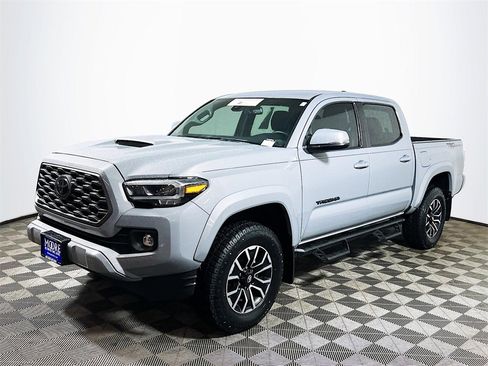 Certified 2021 Toyota Tacoma TRD Sport image 4