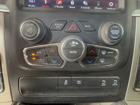 Used 2019 RAM 1500 Lone Star AWD/4WD image 22