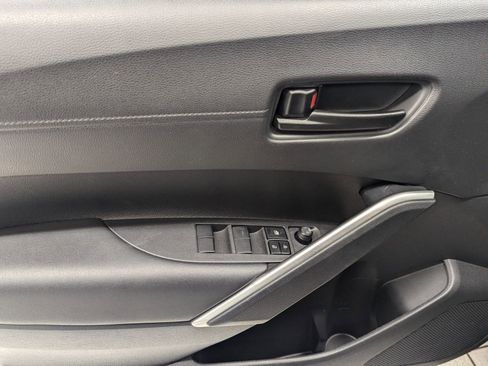 Used 2023 Toyota Corolla Cross S image 10