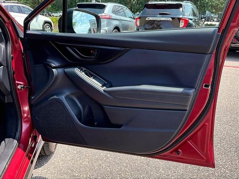Used 2019 Subaru Crosstrek 2.0i Premium AWD/4WD image 12