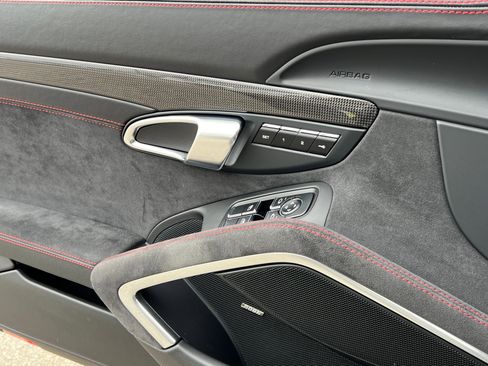 Used 2019 Porsche 911 Targa 4 GTS image 34