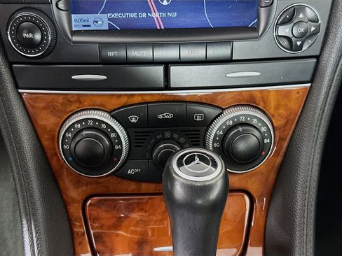 Used 2005 Mercedes-Benz SL 500 image 22