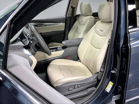 Used 2020 Cadillac XT5 Premium Luxury AWD/4WD image 20