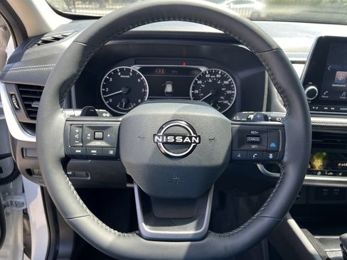 Certified 2026 Nissan Rogue Dark Armor FWD image 7