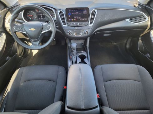 Used 2024 Chevrolet Malibu LT image 11