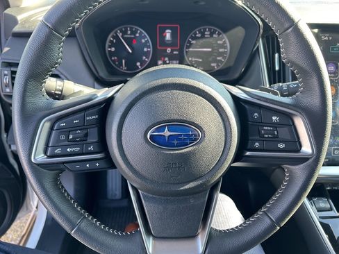 Used 2025 Subaru Outback Premium w/ Popular Package #1A image 2