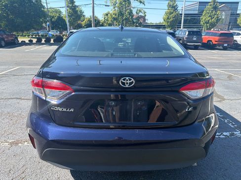 Used 2023 Toyota Corolla LE FWD image 5